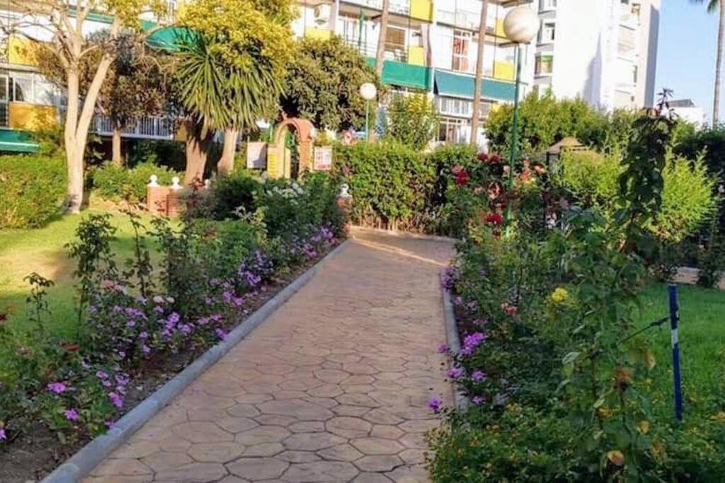 Beautiful Sea Views Cozy Apartment 350 M From Beach Benalmádena Exterior foto